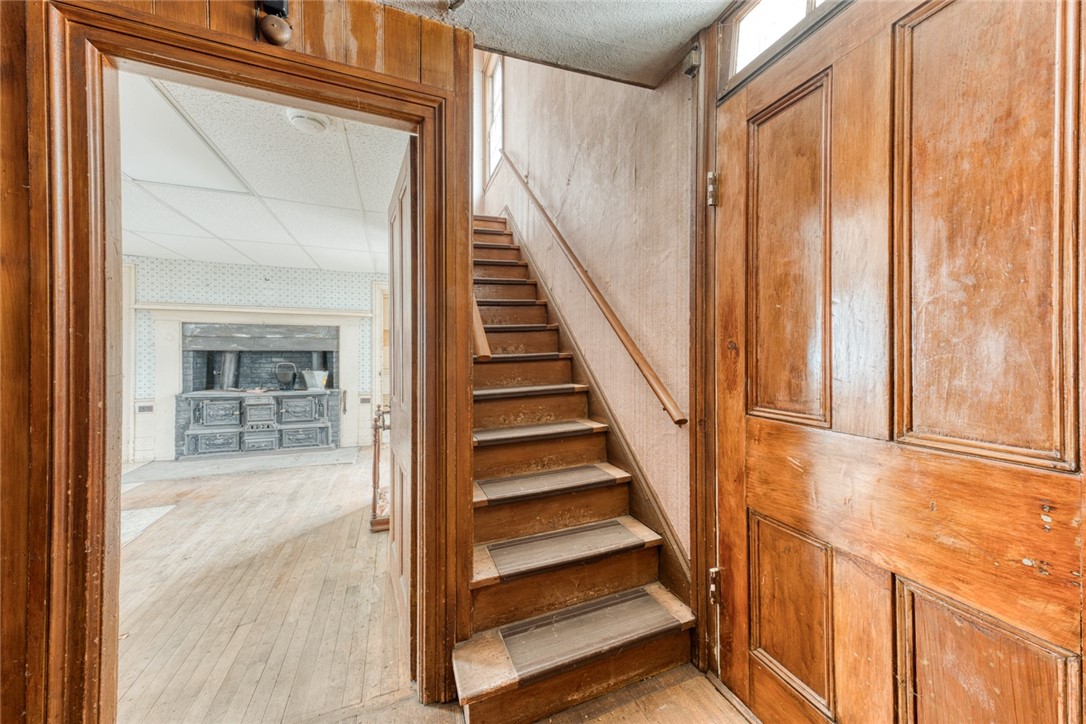 2 Elm Street Westerly, RI 02891 - Photo 27 of 50