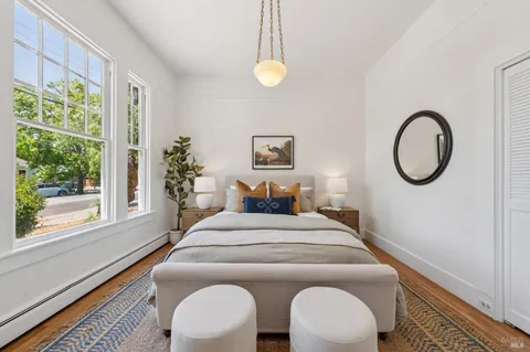 $1,495,000 | 17 10th Street, Petaluma, CA 94952