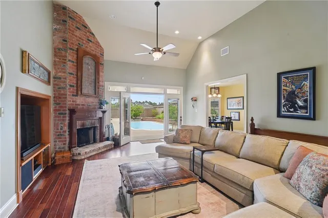 $460,000 | 2317 Aramis Drive, Meraux, LA 70075