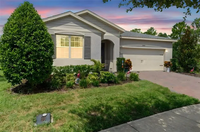 $427,500 | 3903 Winged Elm Court, Clermont, FL 34714