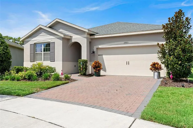 $427,500 | 3903 Winged Elm Court, Clermont, FL 34714