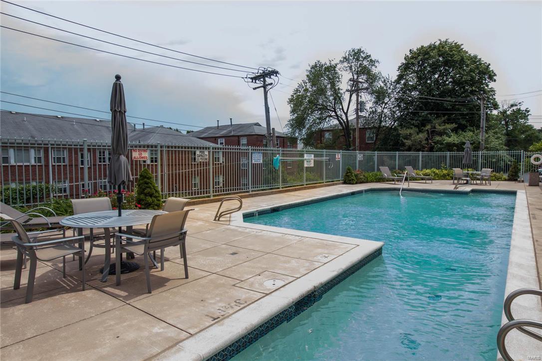 800 South Hanley Road, Unit 2B Clayton, MO 63105 - Photo 10 of 10