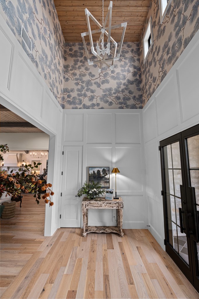 4412 Comanche Trace Drive Kerrville, TX 78028 - Photo 6 of 47