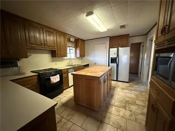 $175,000 | 31748 Shelton Drive, Springfield, LA 70462