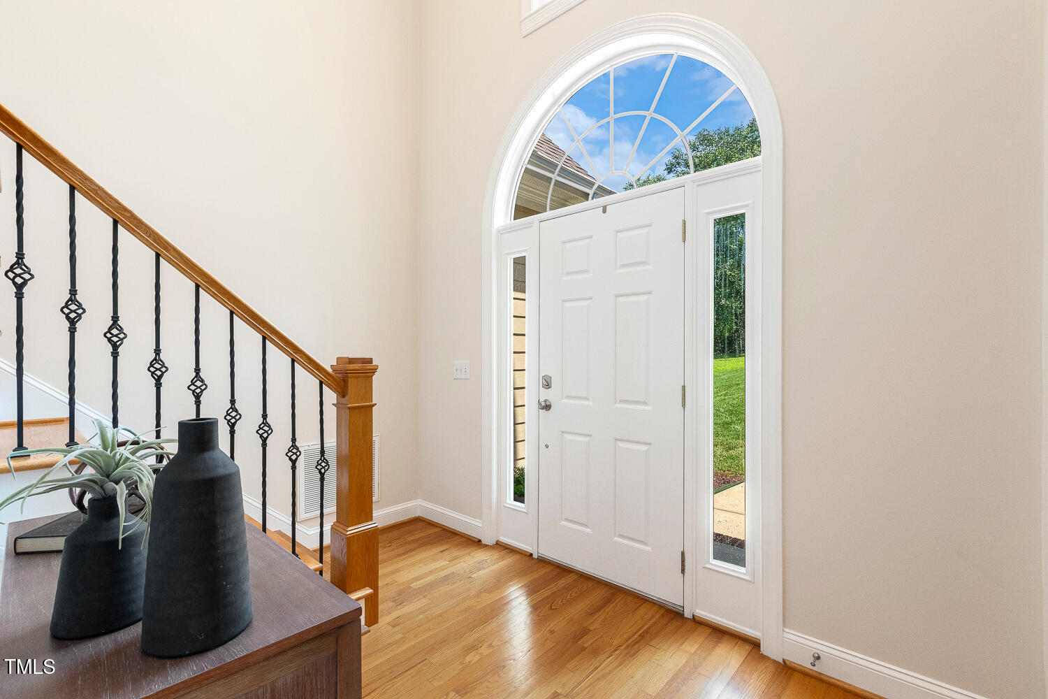 2628 Hunters Meadow Lane Raleigh, NC 27606 - Photo 9 of 76 2628 Hunters Meadow Ln Raleigh-large-009