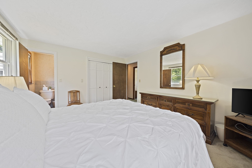 6 Sandy Ridge Circle Sharon, MA 02067 - Photo 19 of 33