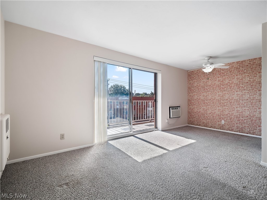 1480 Warren Road, Unit 302 Lakewood, OH 44107 - Photo 14 of 32