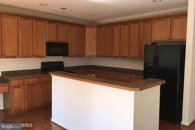 $3,200 | 1406 Graham Drive, Fredericksburg, VA 22401