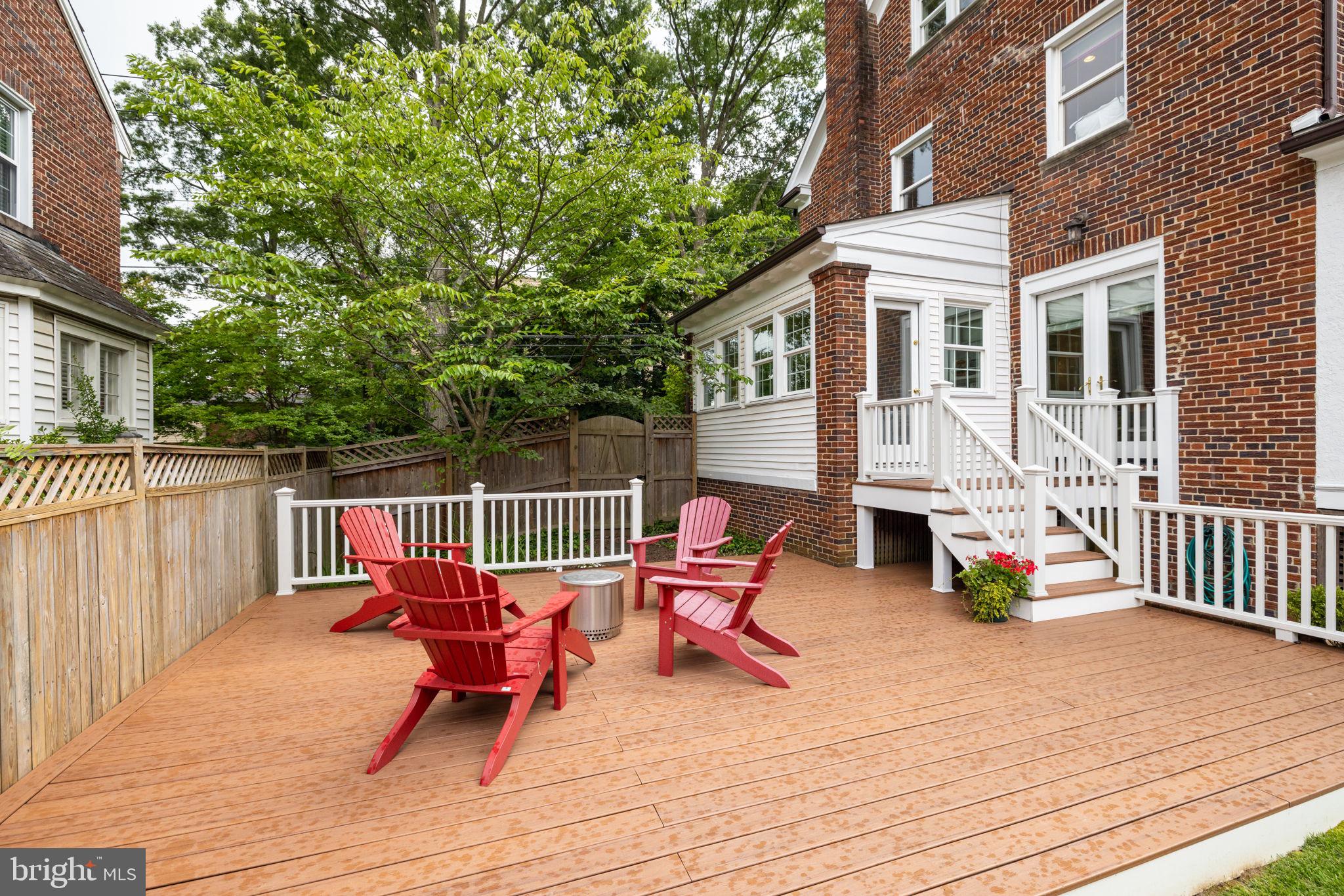 3035 Military Road Northwest Washington, DC 20015 - Photo 38 of 59 Large Deck