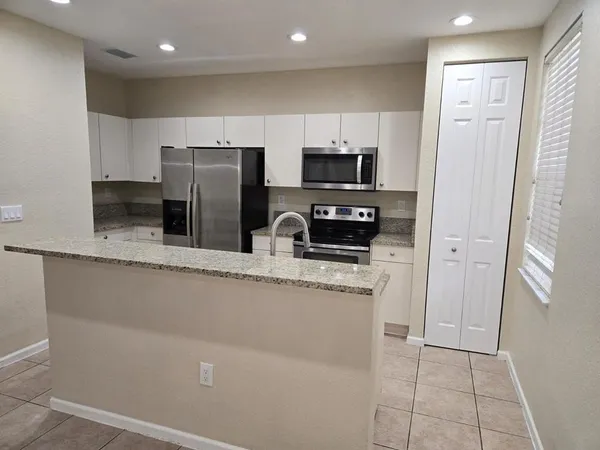 $2,800 | 8433 Southwest 25th Court, Unit 102, Miramar, FL 33025