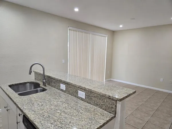 $2,800 | 8433 Southwest 25th Court, Unit 102, Miramar, FL 33025