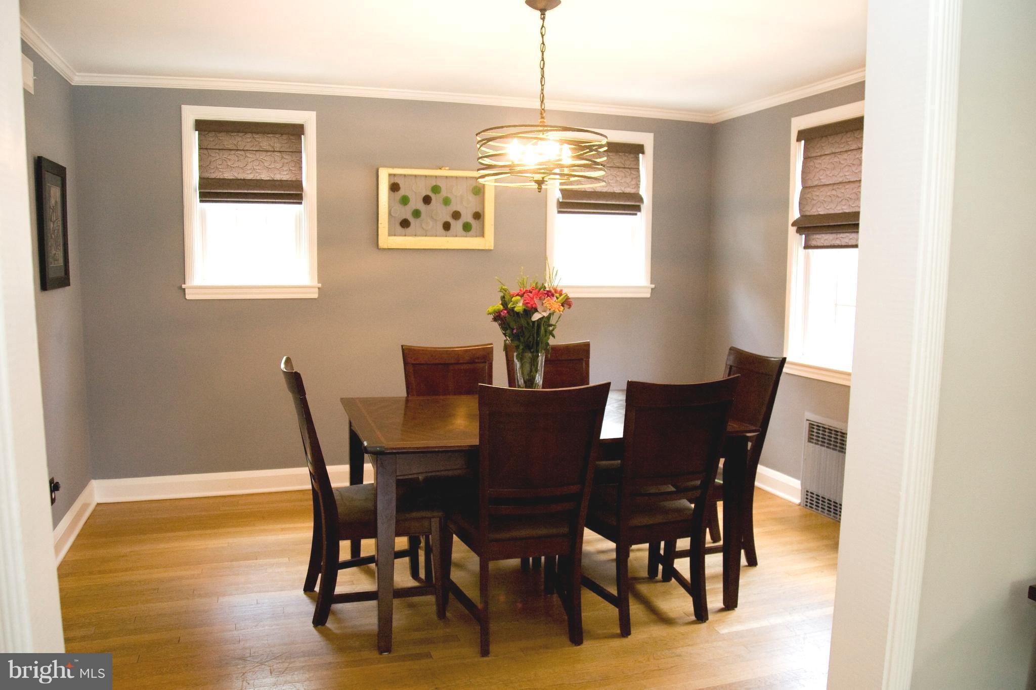 623 Overbrook Road Baltimore, MD 21212 - Photo 17 of 30 a view of a dining room with furniture and window
