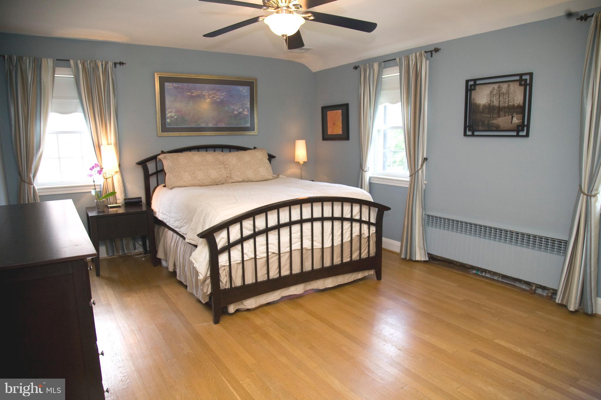 623 Overbrook Road Baltimore, MD 21212 - Photo 20 of 30 a bedroom with a bed and a window