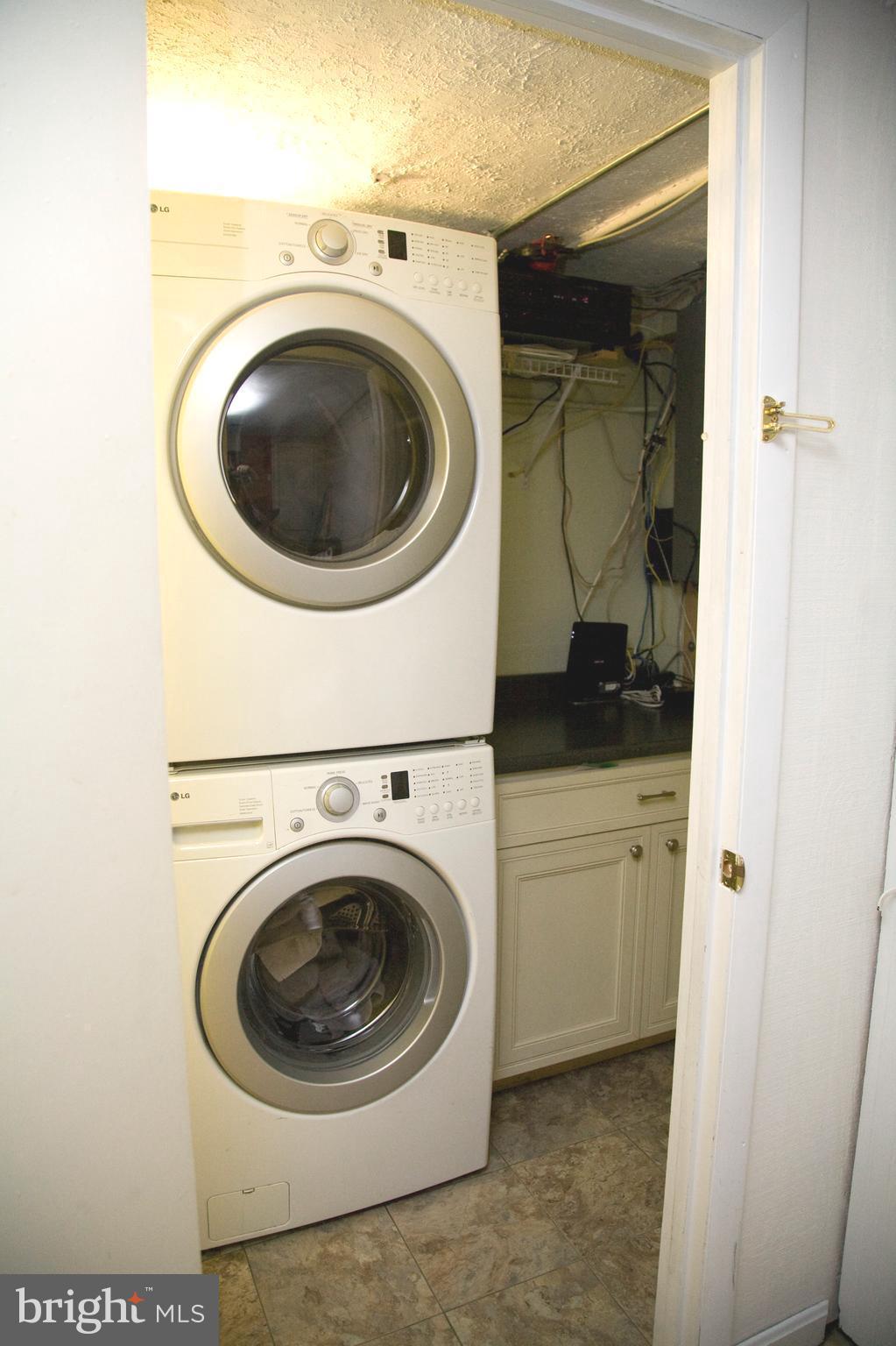 623 Overbrook Road Baltimore, MD 21212 - Photo 30 of 30 a utility room with dryer and washer