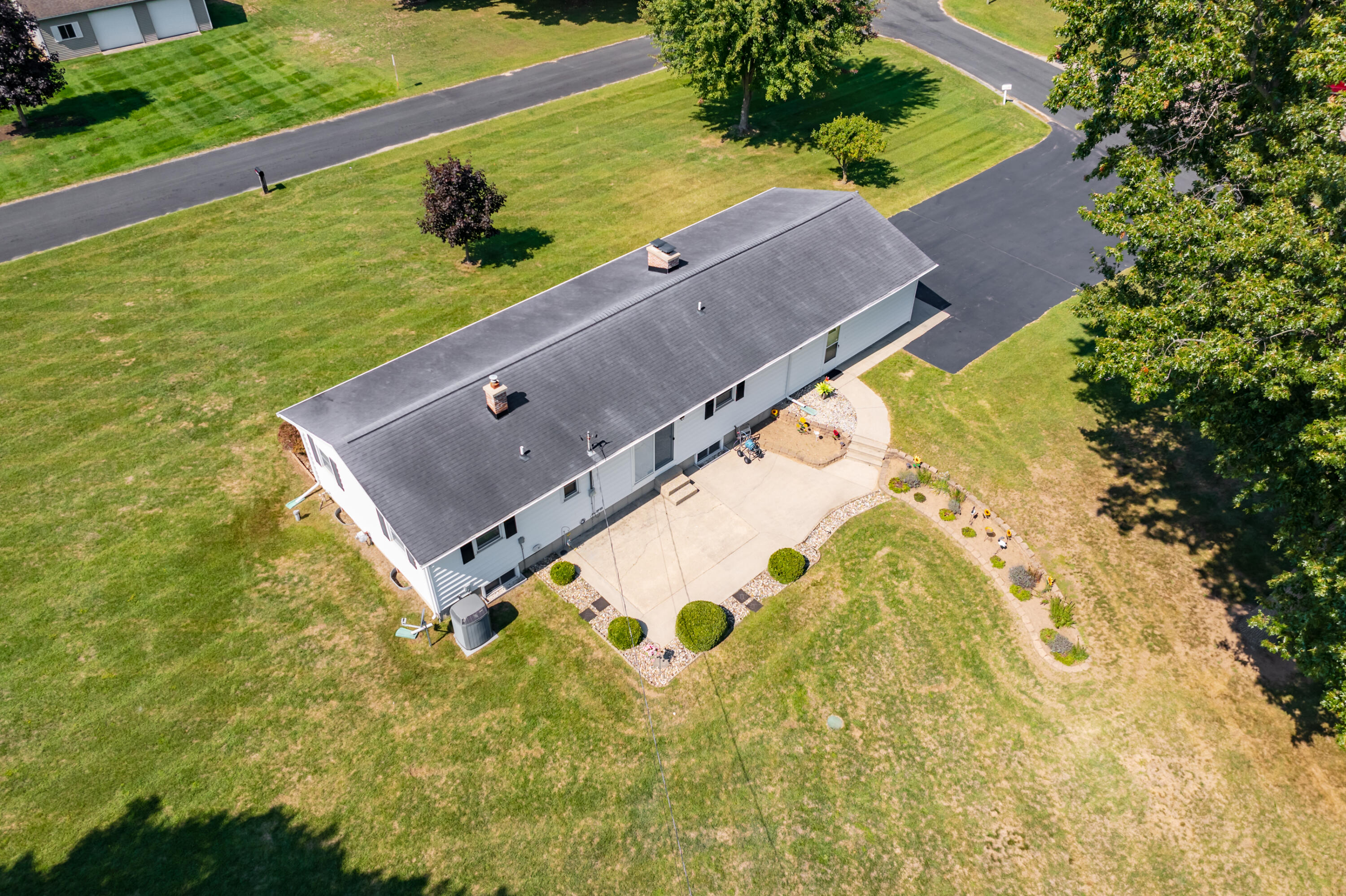 47177 Klett Road Paw Paw, MI 49079 - Photo 34 of 41 Klett Rd 47177 Paw Paw 49079-35