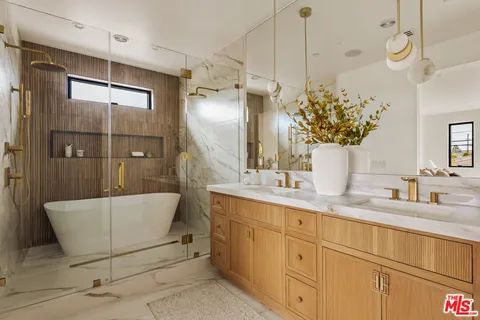 $3,495,000 | 8344 McConnell Avenue, Los Angeles, CA 90045