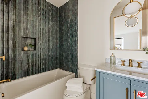 $3,495,000 | 8344 McConnell Avenue, Los Angeles, CA 90045