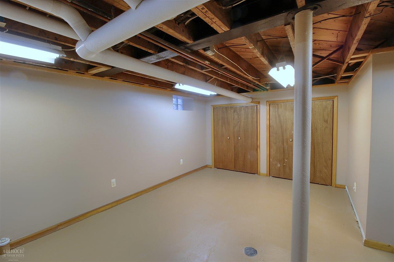 325 McMillan Road Grosse Pointe Farms, MI 48236 - Photo 24 of 31