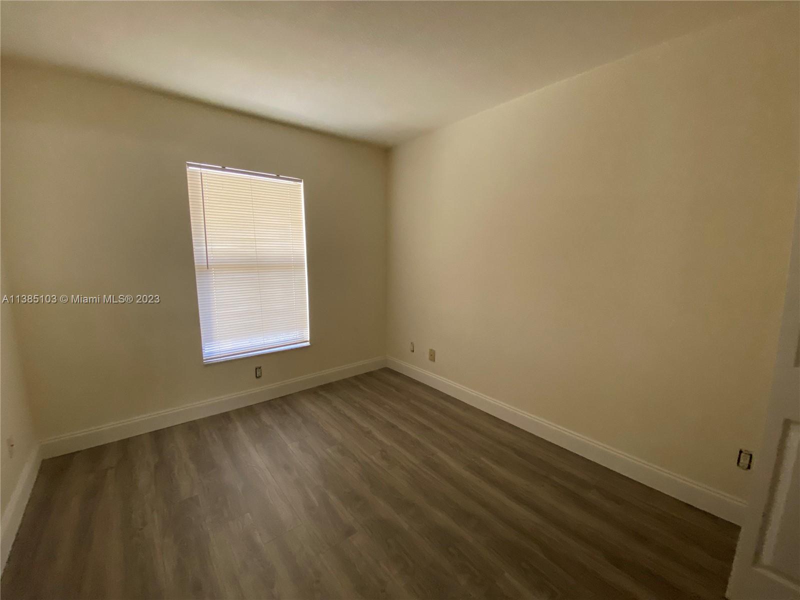 5311 Summerlin Road, Unit 1106 Fort Myers, FL 33919 - Photo 5 of 21 Gallery Image 5