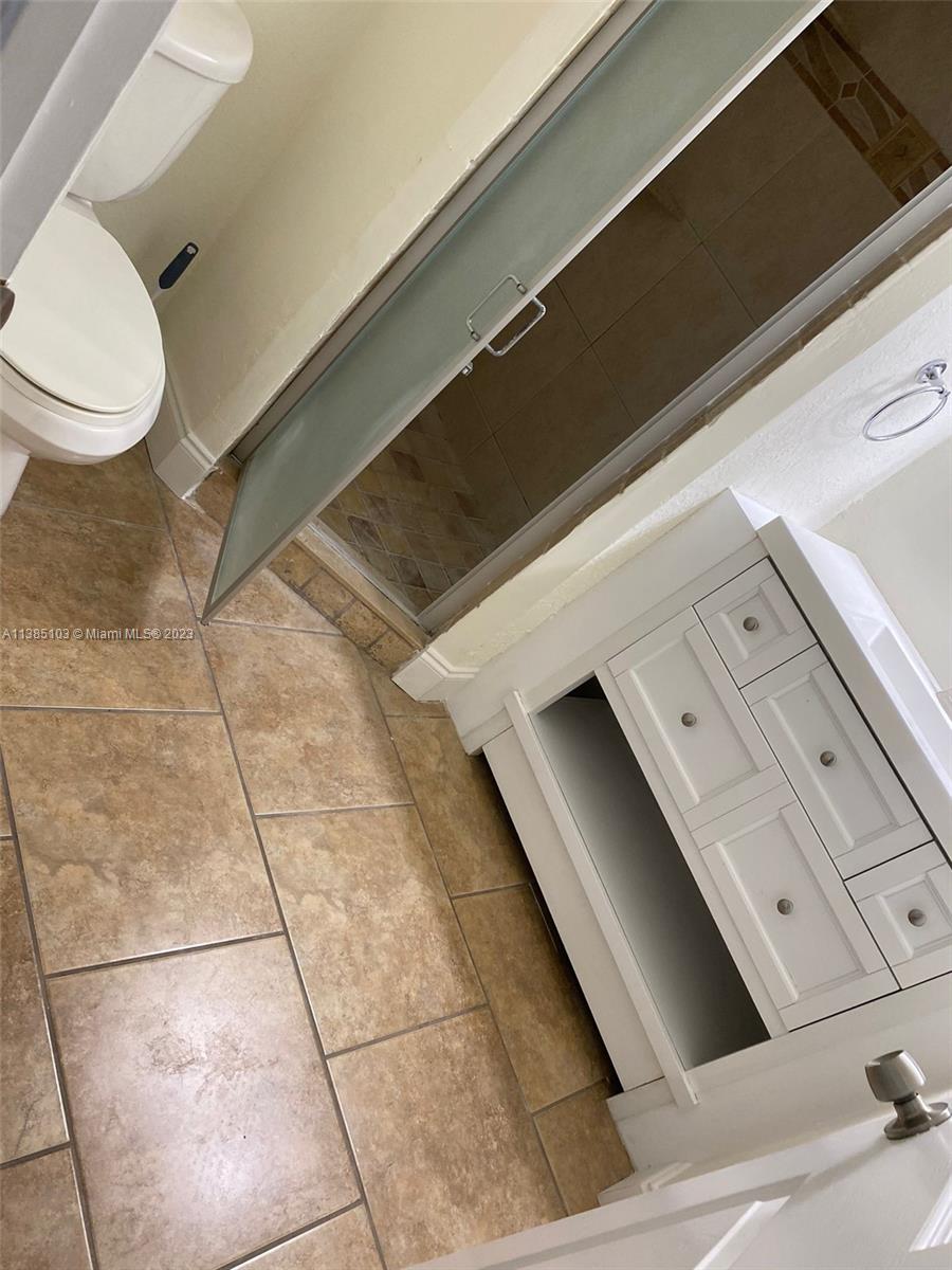 5311 Summerlin Road, Unit 1106 Fort Myers, FL 33919 - Photo 9 of 21 Gallery Image 9