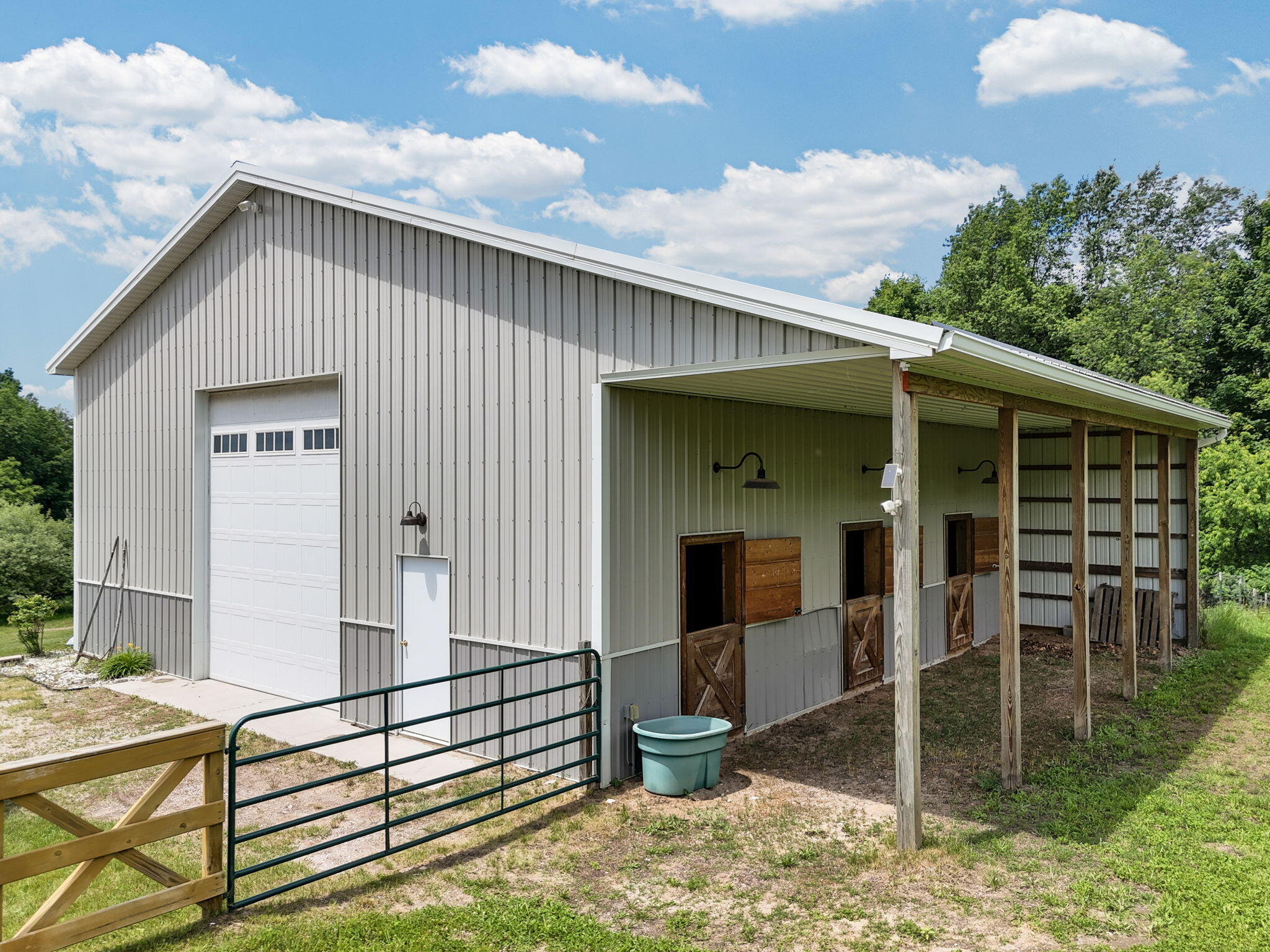 6232 River Road Benzonia, MI 49616 - Photo 67 of 106 Gallery Image 67