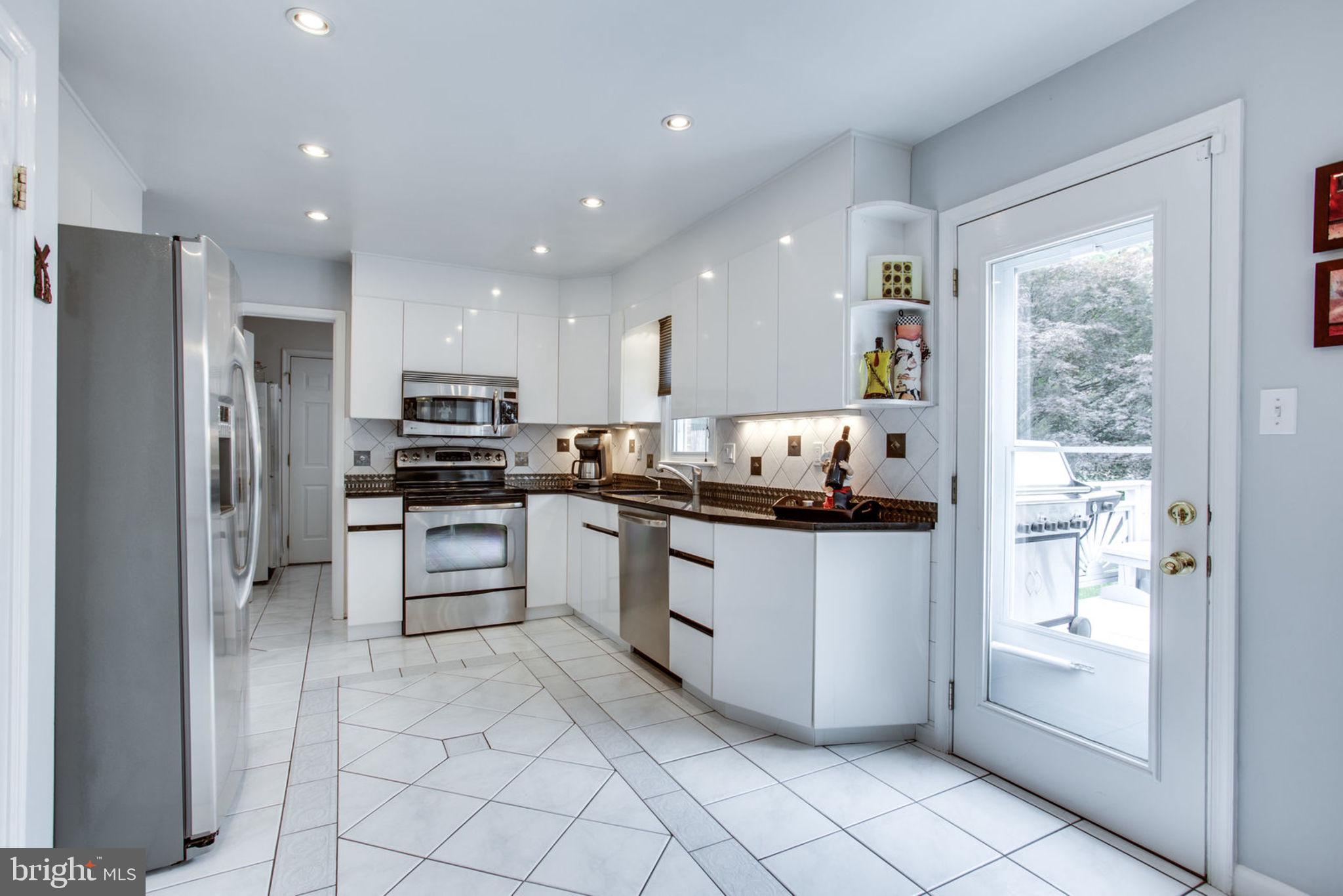 513 Bonifant Road Silver Spring, MD 20905 - Photo 14 of 39 Gallery Image 14