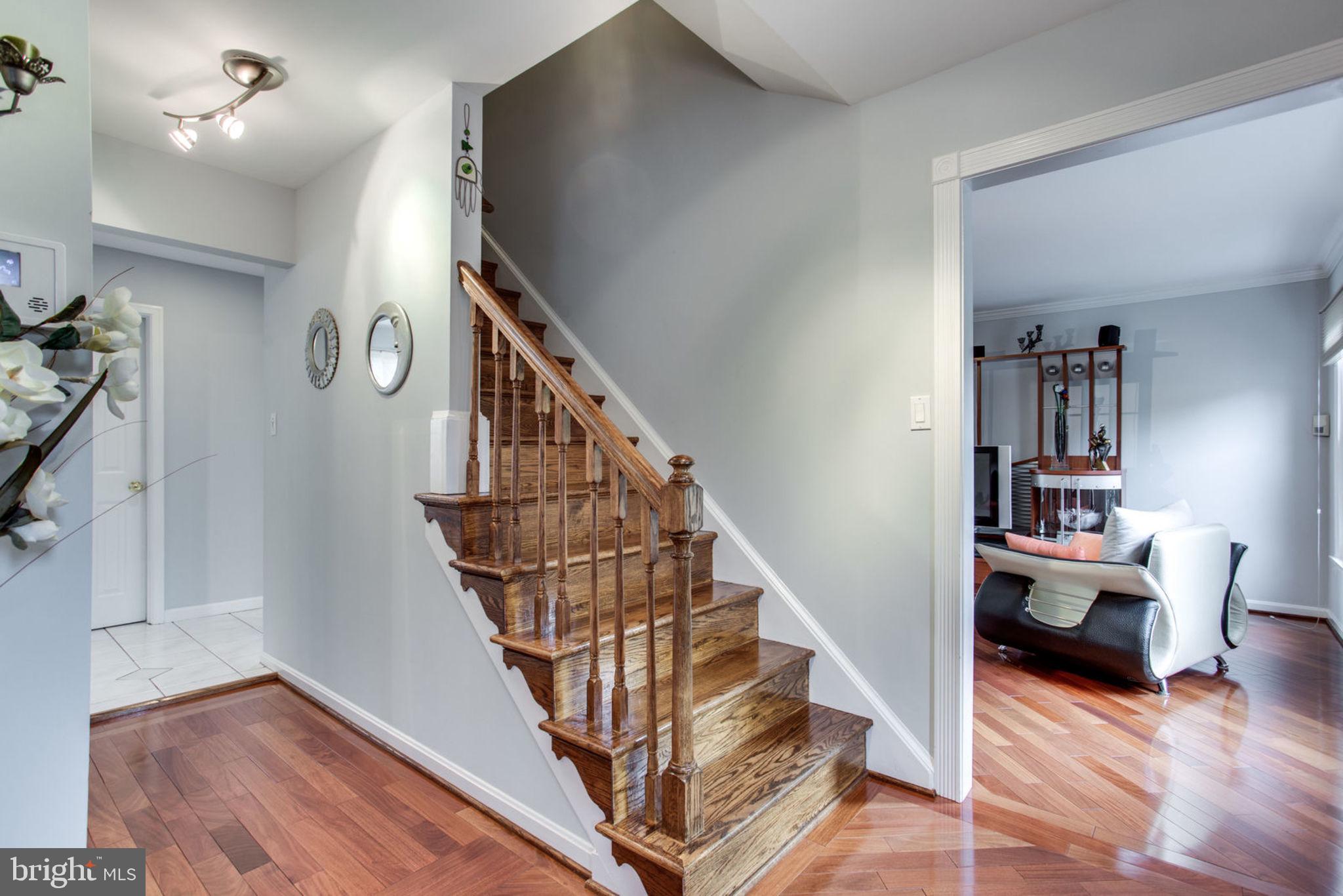 513 Bonifant Road Silver Spring, MD 20905 - Photo 8 of 39 Gallery Image 8