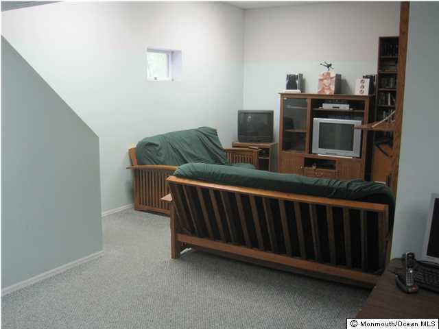 85 Clearstream Road Lakewood, NJ 08701 - Photo 8 of 10 Additional Photo