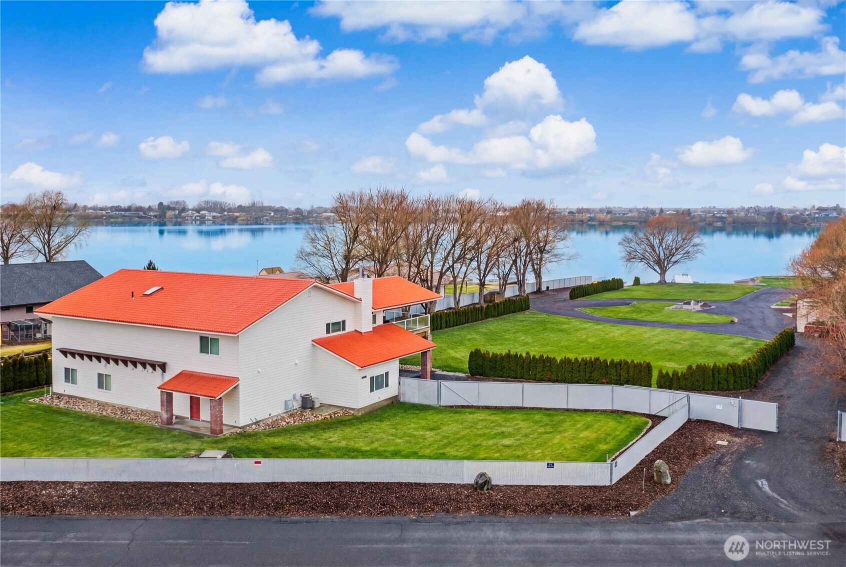 3062 Wild Goose Road Northeast Moses Lake, WA 98837 - Photo 6 of 36