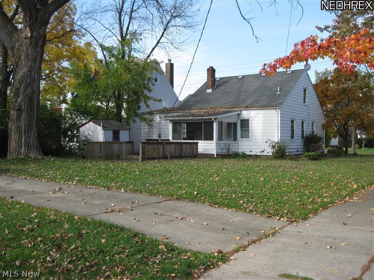 9403 Snow Road Cleveland, OH 44130 - Photo 2 of 3