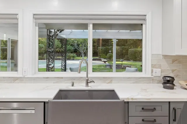 $8,999,000 | 243 Selby Lane, Atherton, CA 94027