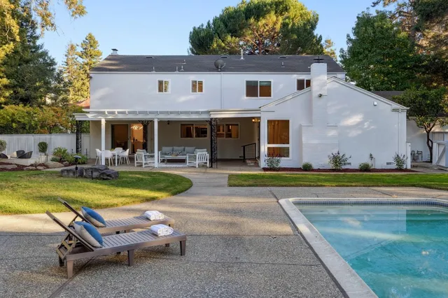 $8,999,000 | 243 Selby Lane, Atherton, CA 94027