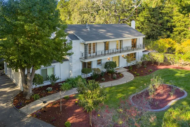 $8,999,000 | 243 Selby Lane, Atherton, CA 94027