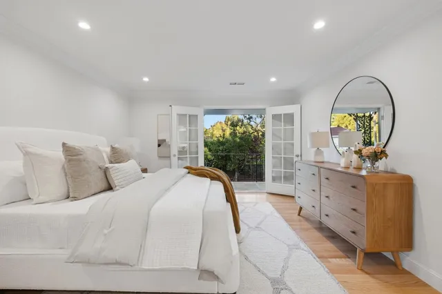 $8,999,000 | 243 Selby Lane, Atherton, CA 94027