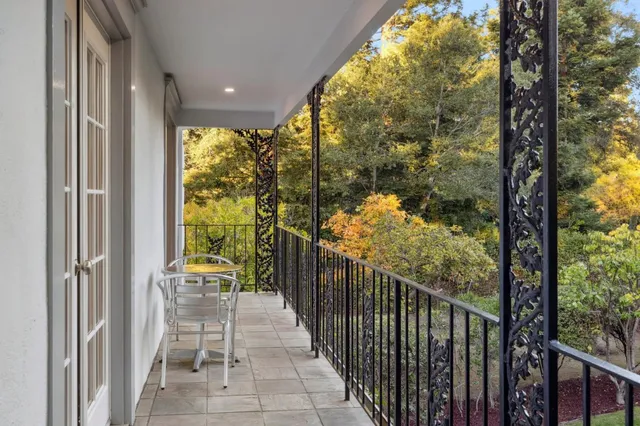 $8,999,000 | 243 Selby Lane, Atherton, CA 94027
