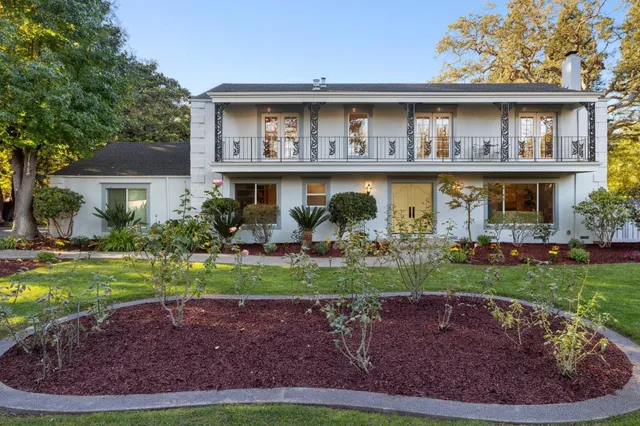 $8,999,000 | 243 Selby Lane, Atherton, CA 94027