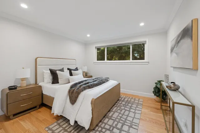 $8,999,000 | 243 Selby Lane, Atherton, CA 94027