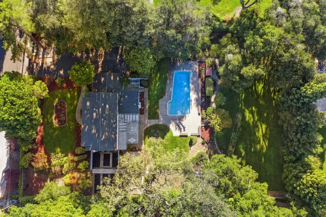 $8,999,000 | 243 Selby Lane, Atherton, CA 94027