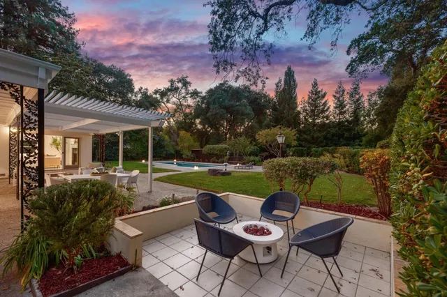 $8,999,000 | 243 Selby Lane, Atherton, CA 94027