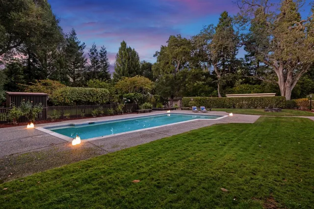 $8,999,000 | 243 Selby Lane, Atherton, CA 94027