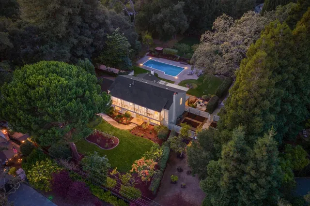 $8,999,000 | 243 Selby Lane, Atherton, CA 94027