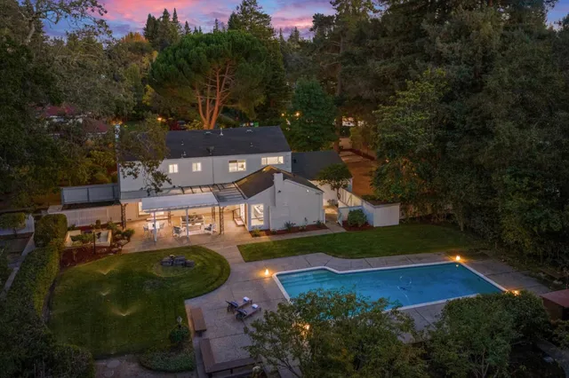 $8,999,000 | 243 Selby Lane, Atherton, CA 94027