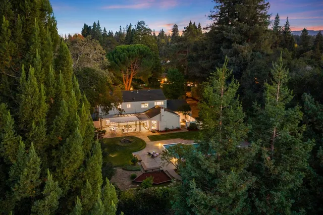 $8,999,000 | 243 Selby Lane, Atherton, CA 94027