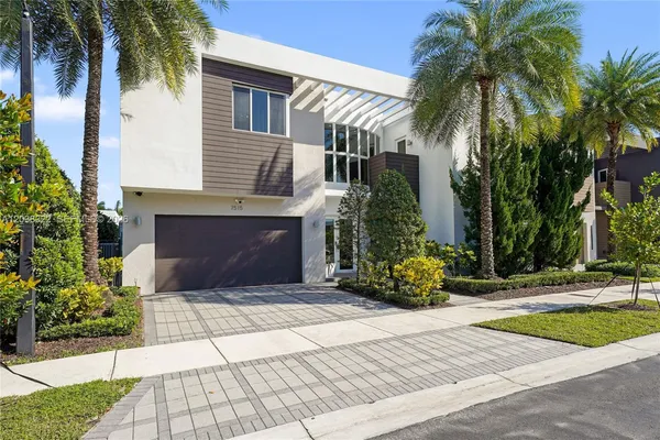$18,499 | 7515 Northwest 99 Avenue, Unit 7515, Doral, FL 33178