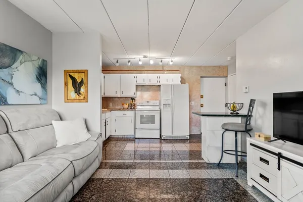 $239,000 | 10 Main Street, Unit 507, Framingham, MA 01702