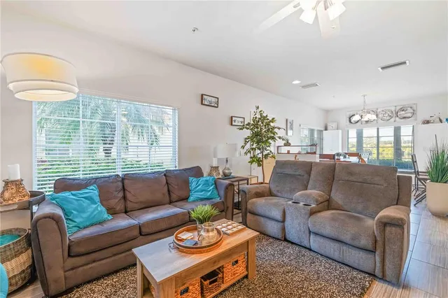 $235,000 | 3707 45th Terrace West, Unit 101, Bradenton, FL 34210