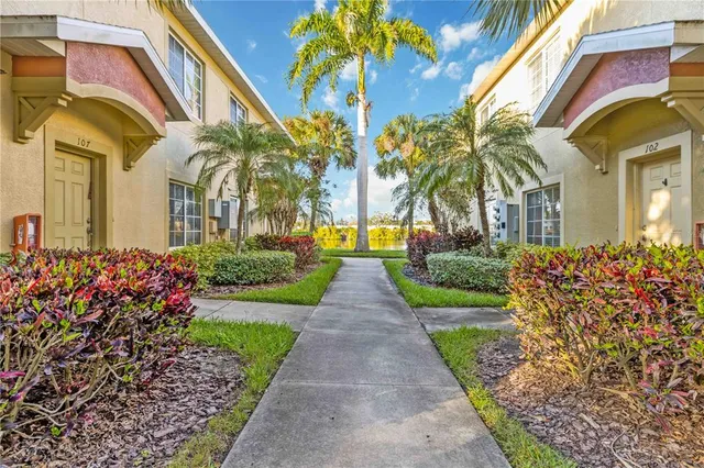 $235,000 | 3707 45th Terrace West, Unit 101, Bradenton, FL 34210