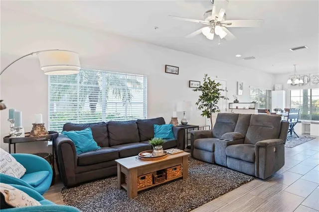 $235,000 | 3707 45th Terrace West, Unit 101, Bradenton, FL 34210