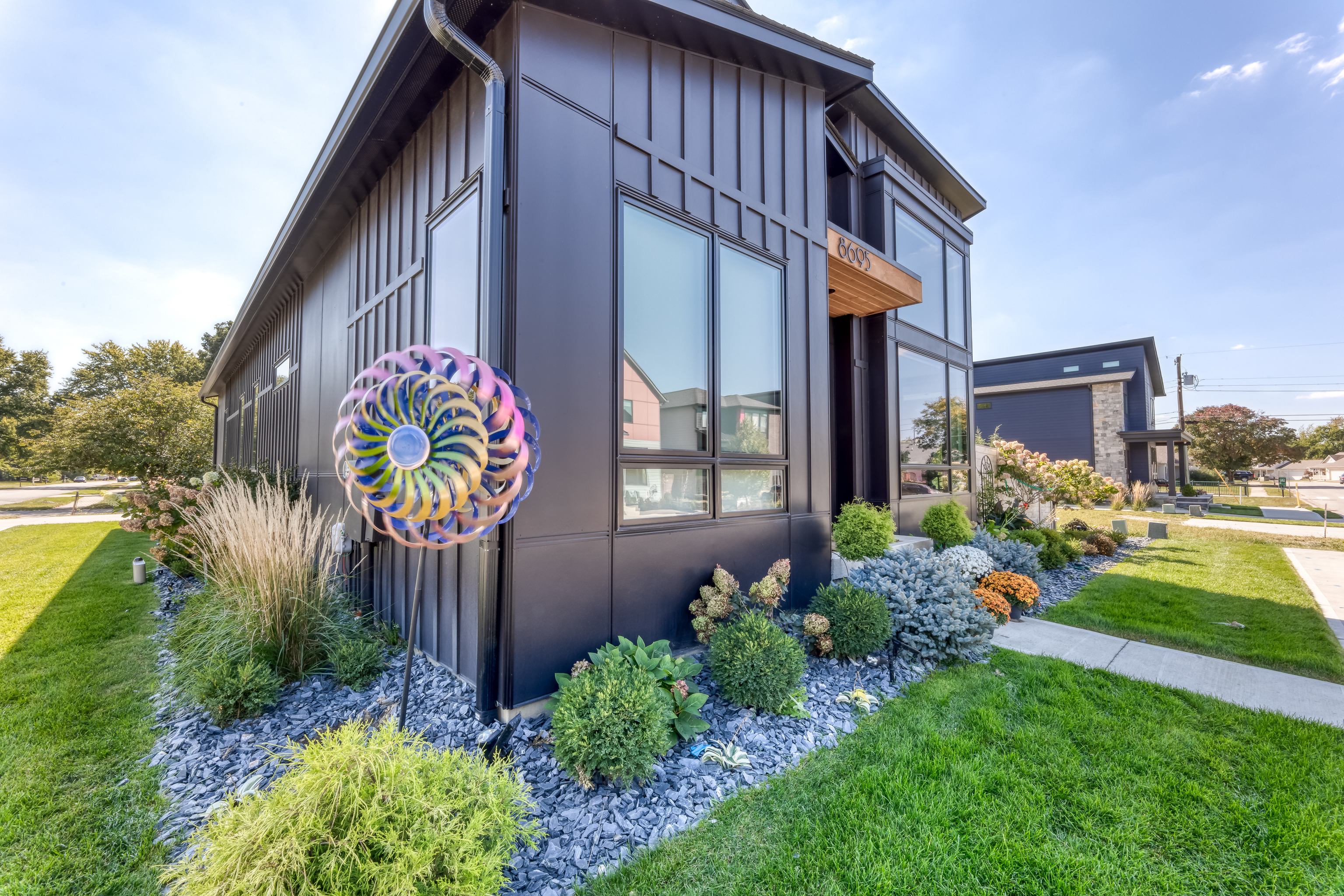 8677 Morgan Drive Fishers, IN 46038 - Photo 5 of 45