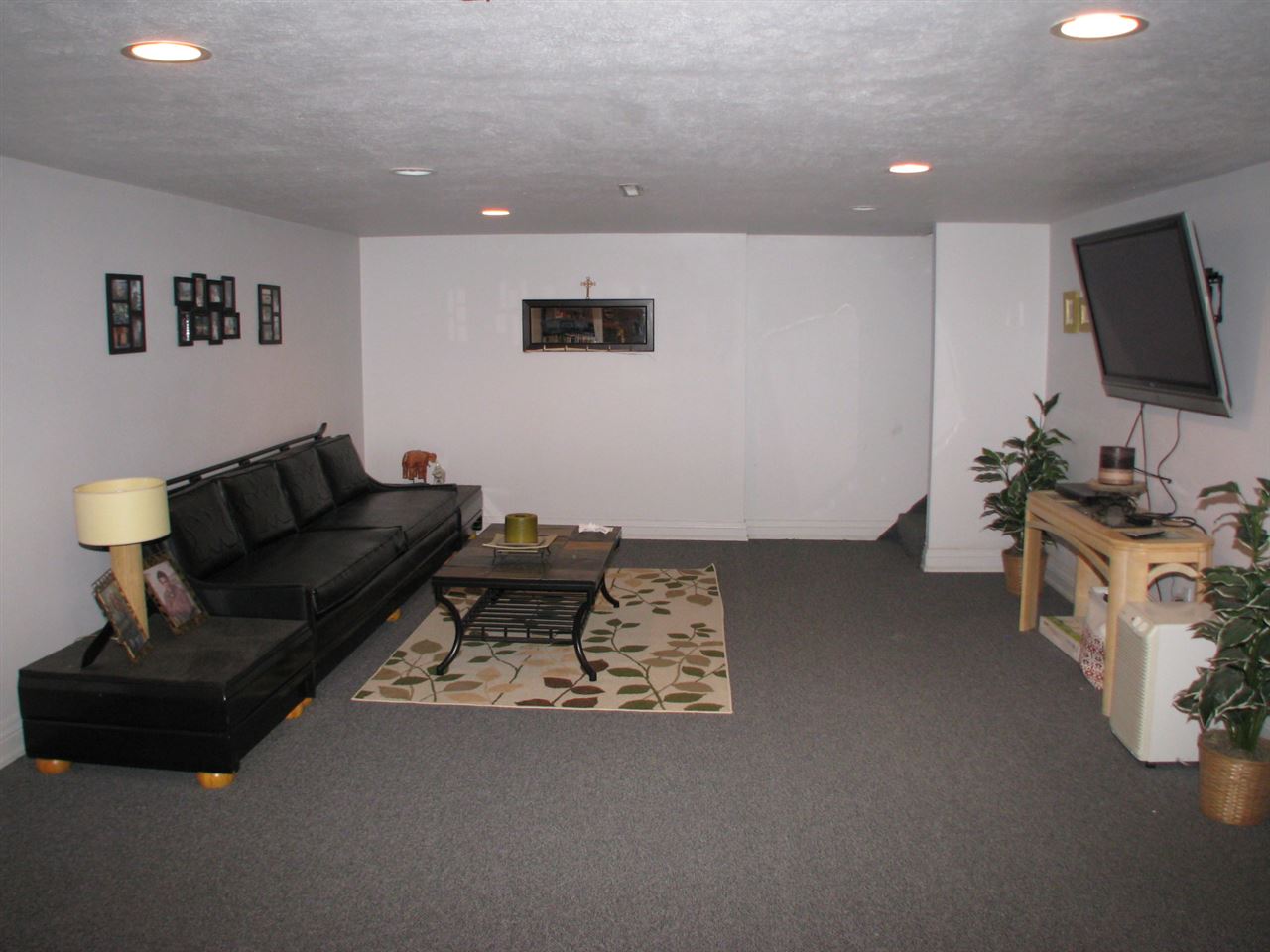 3077 South Weldon Road Rockford, IL 61102 - Photo 23 of 25 Gallery Image 23